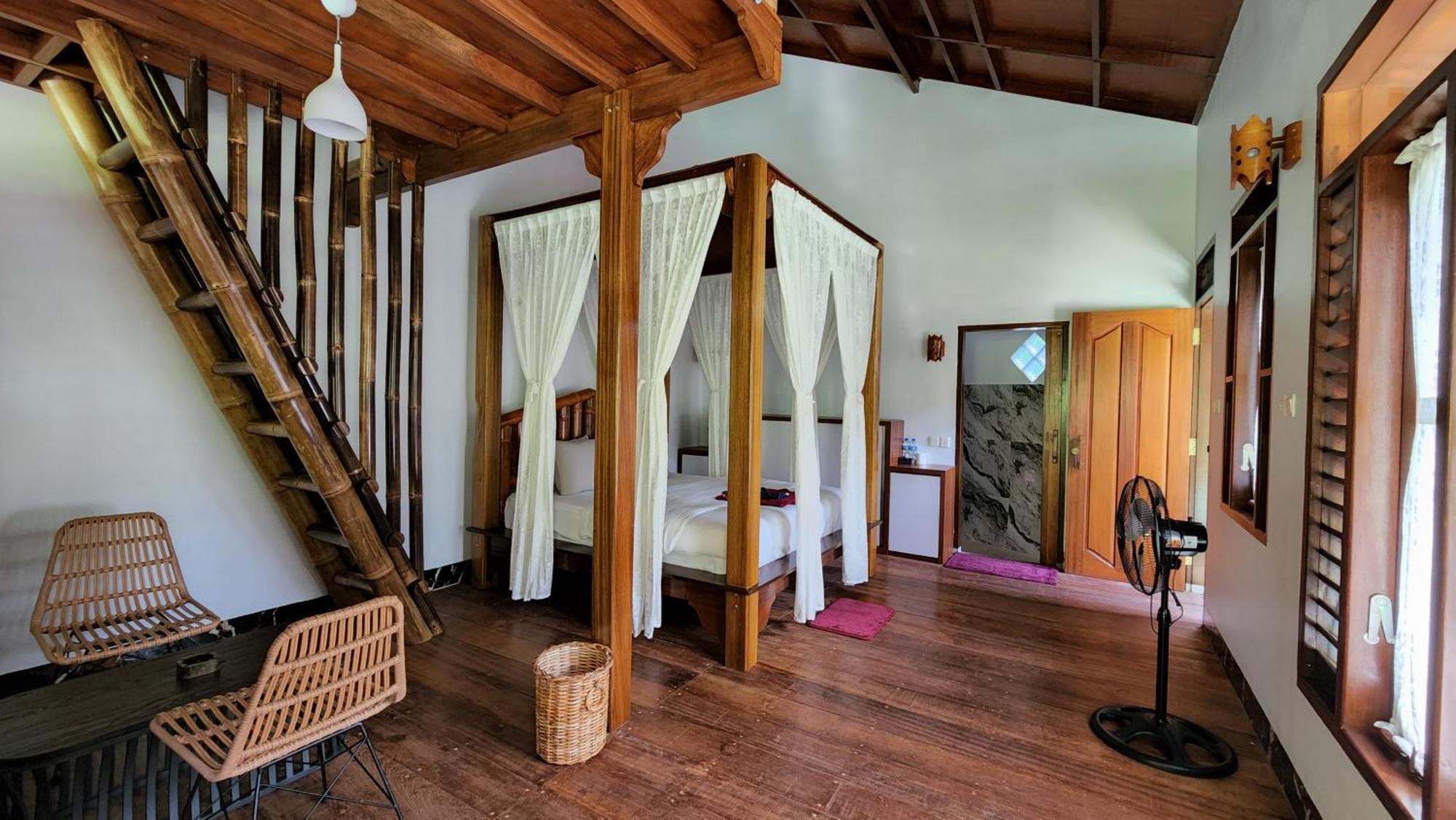 Sam'S Bungalows And Treks Букит-Лаванг Экстерьер фото