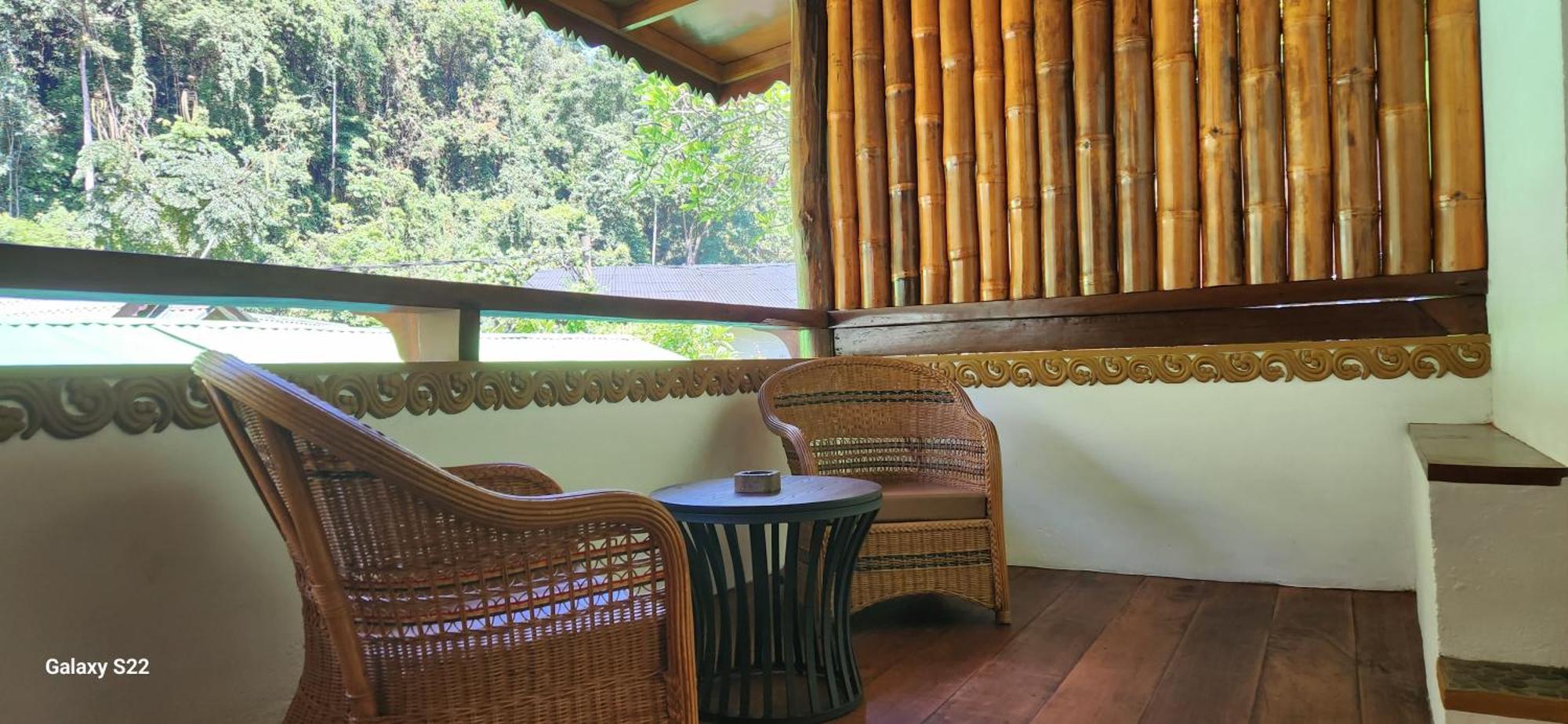 Sam'S Bungalows And Treks Букит-Лаванг Экстерьер фото
